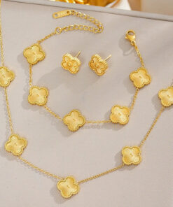 Stainless Steel Gold Plated Set Of Gold Anti Tarnish Clover Jewellery Set For Girls And Women
