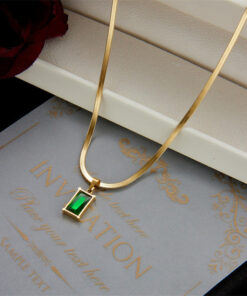 Gold-Plated Anti Tarnish Green Geometric Pendant (Thin Chain)